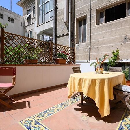 Viale Calascione 7 Neapel Exteriör bild